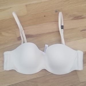 NWT VS impossible strapless bra